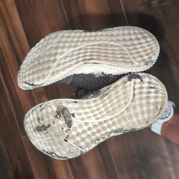 Adidas Sneakers - Picture 5 of 7